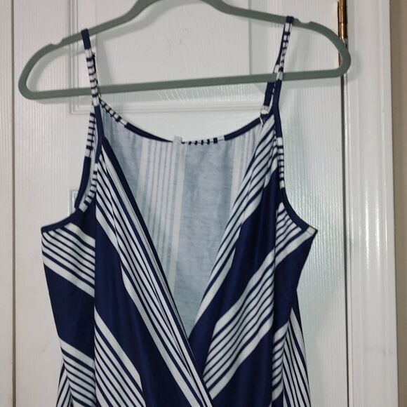 Saukole blue white wrap tank top Sz 2XL - Picture 3 of 6